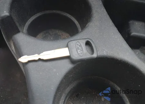 2006 Ford E-150 Commercial/Recreational from USA, damaged, VIN 1FTRE14W56HB39256